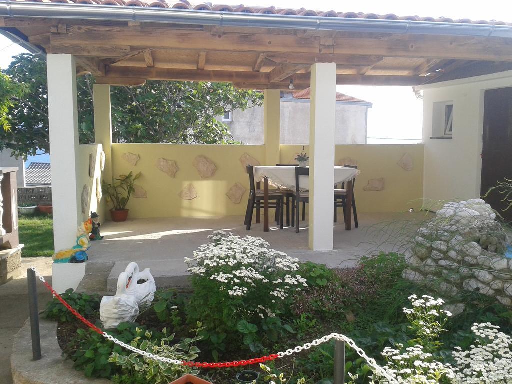 Apartment Ines Novi Vinodolski Exterior photo